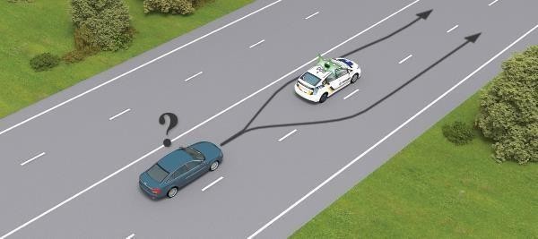 Чи дозволено водієві синього автомобіля 