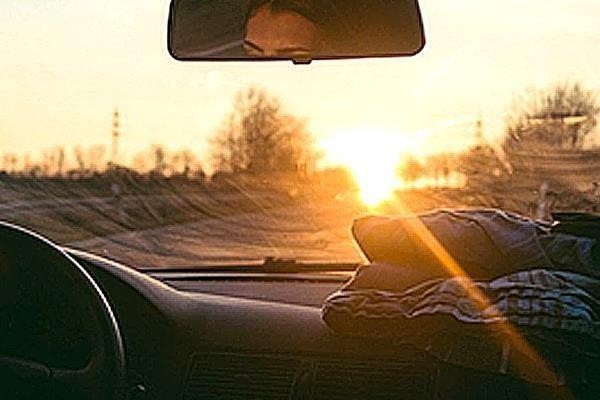 Як має діяти водій транспортного засобу